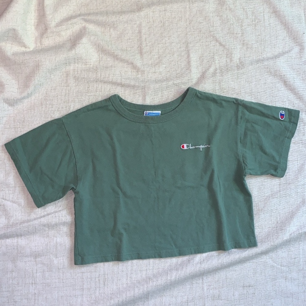 Green Cropped Champion Top “Knitwear Co. Rochester N.Y (S)